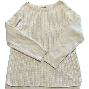 Banana Republic cream XL sweater, comfy and warm, nice design, machine washable